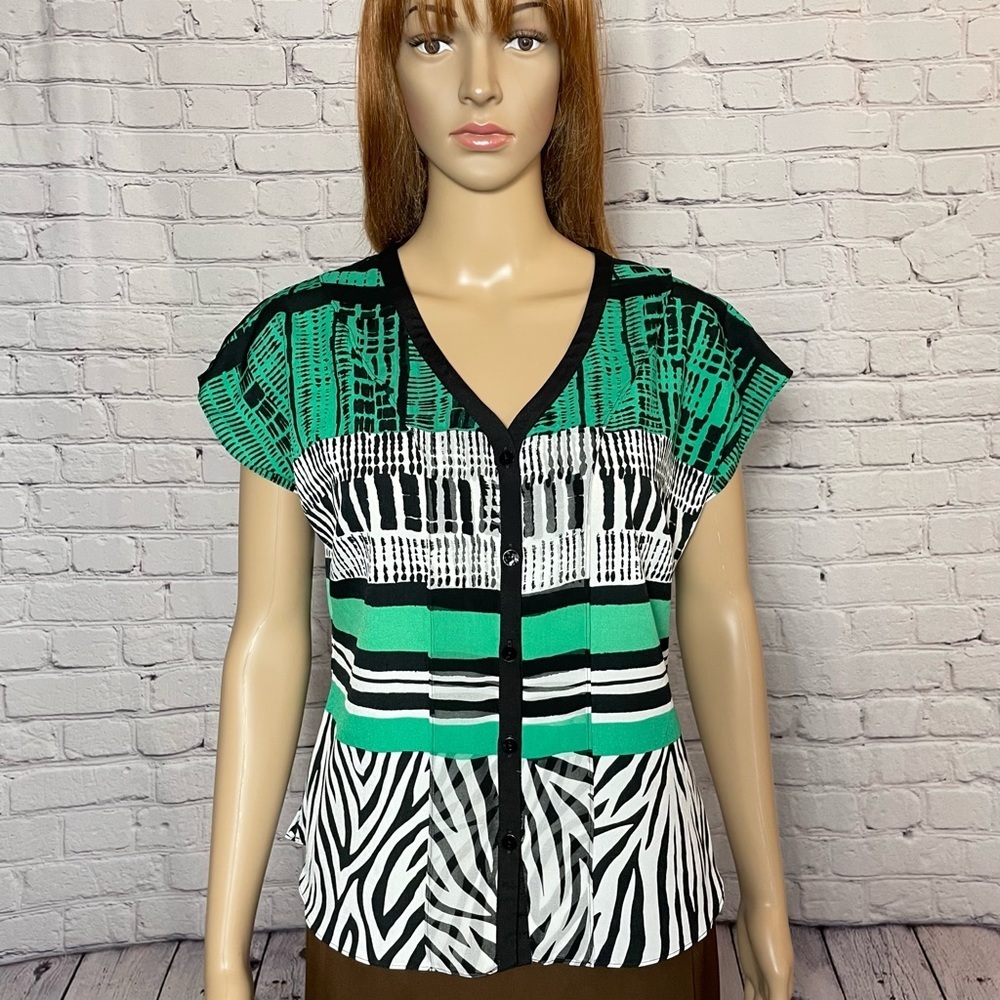 Un Jour Ailleurs Button Front Green Black Top Size 1 US S